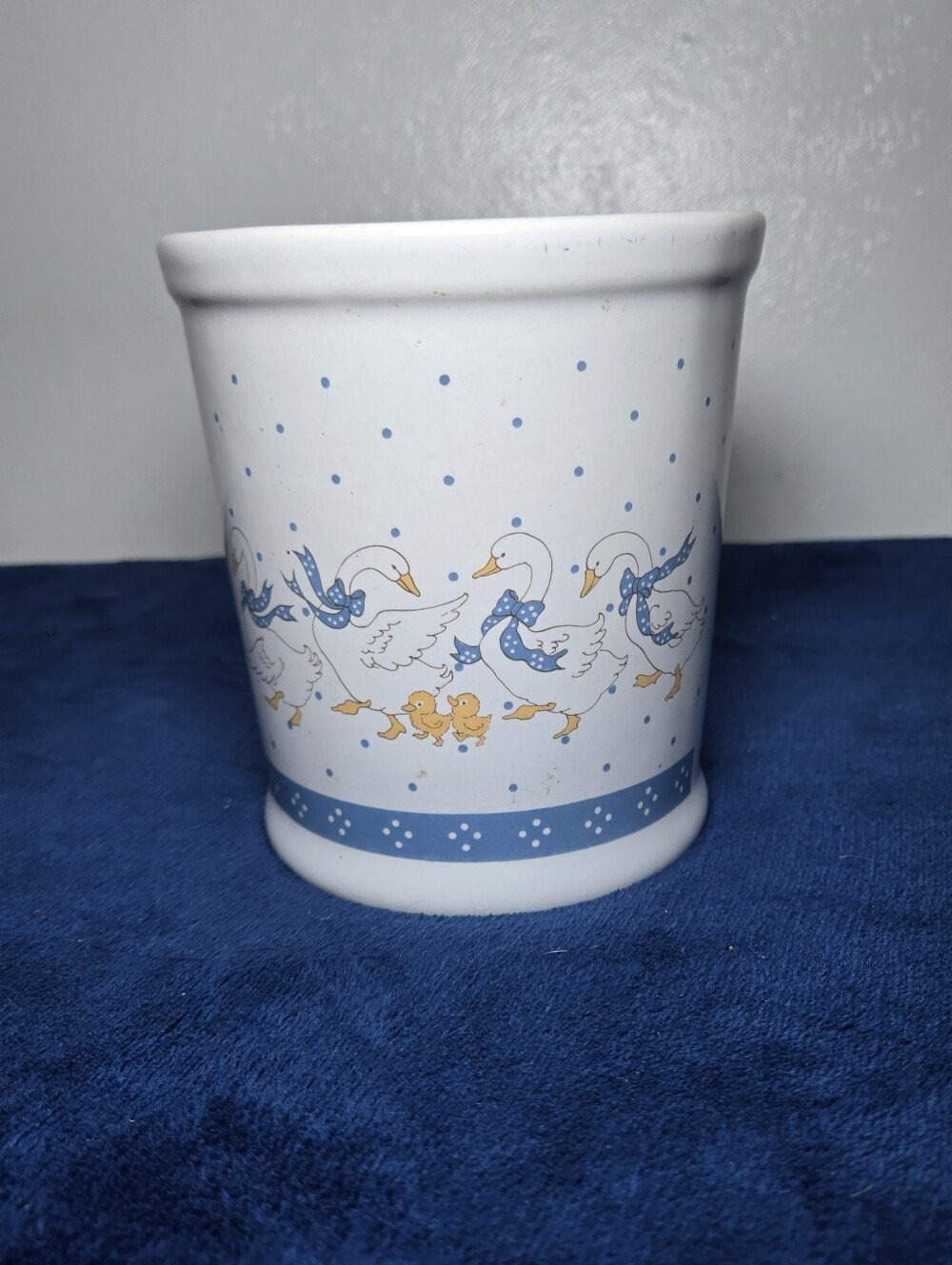 VTG Blue Goose Duck Country Croc Cottagecore Grandma 90's Pottery